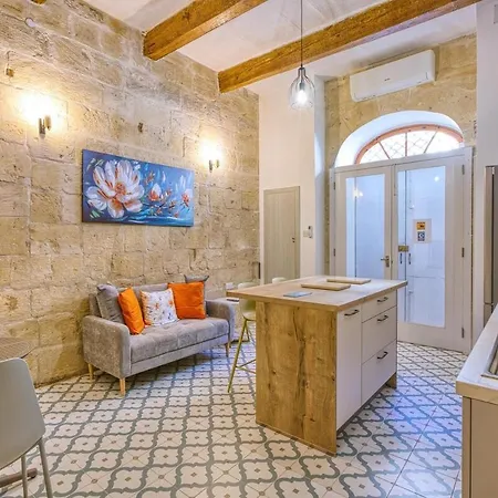 Σπίτι διακοπών Stylish Townhouse With Balcony Next To Waterfront By 360 Estates *