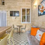 Дом отдыха Stylish Townhouse With Balcony Next To Waterfront By 360 Estates Сенглея