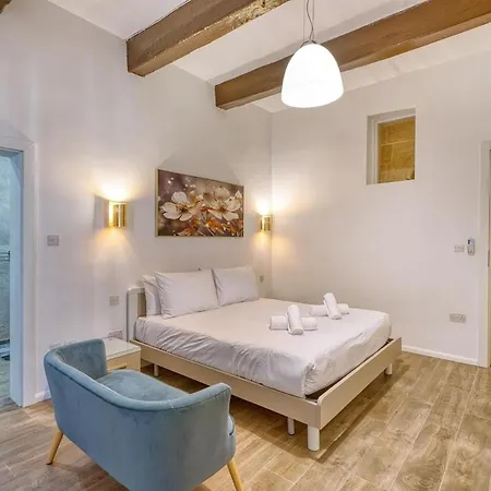 Stylish Townhouse With Balcony Next To Waterfront By 360 Estates * 센글리아