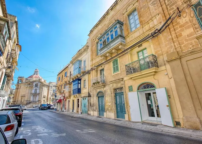 Stylish Townhouse With Balcony Next To Waterfront By 360 Estates Casa vacanze